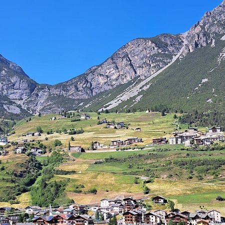 Pradelle Residence Raethia Tra Bormio E Livigno מראה חיצוני תמונה