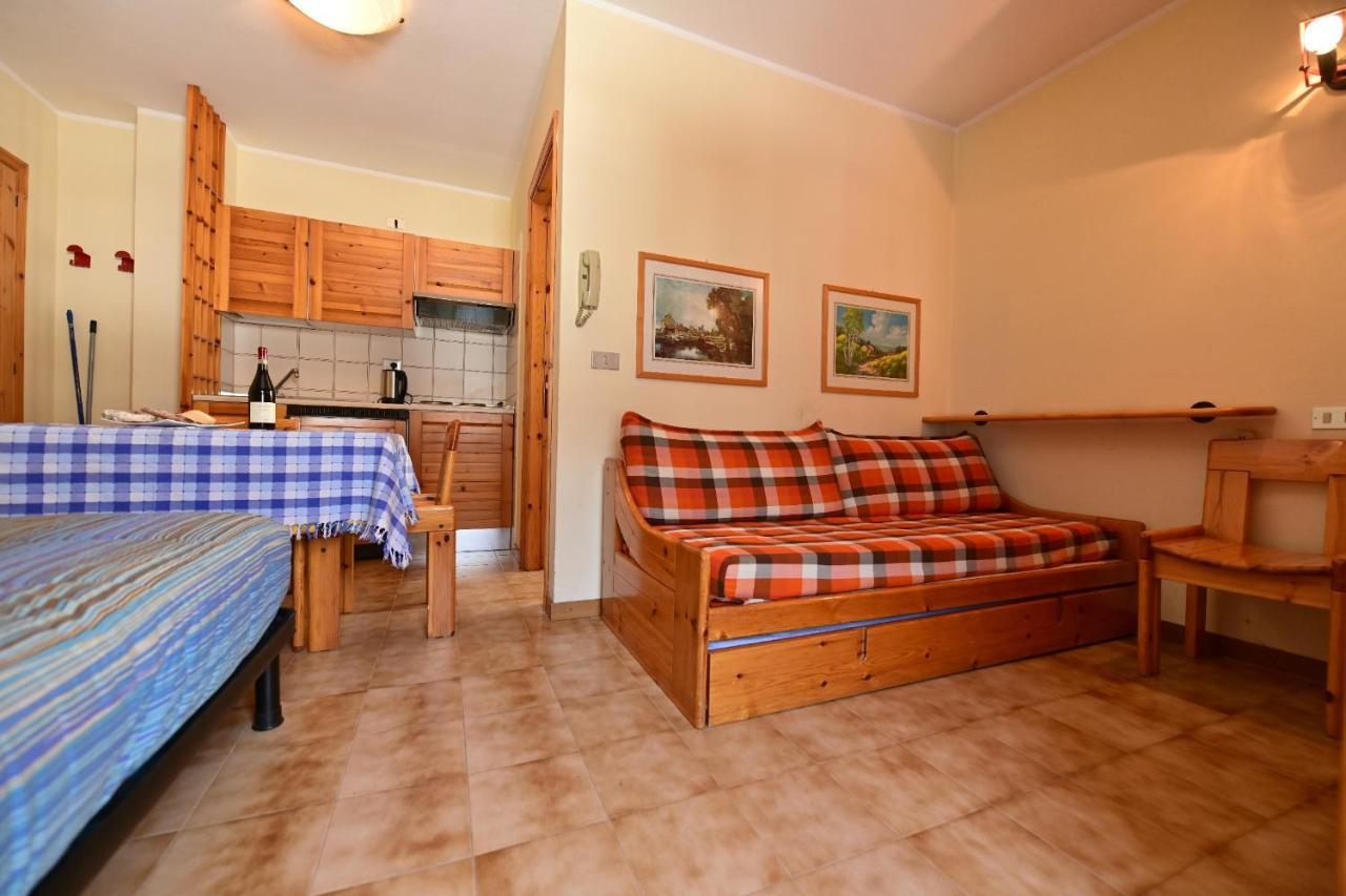 Pradelle Residence Raethia Tra Bormio E Livigno מראה חיצוני תמונה