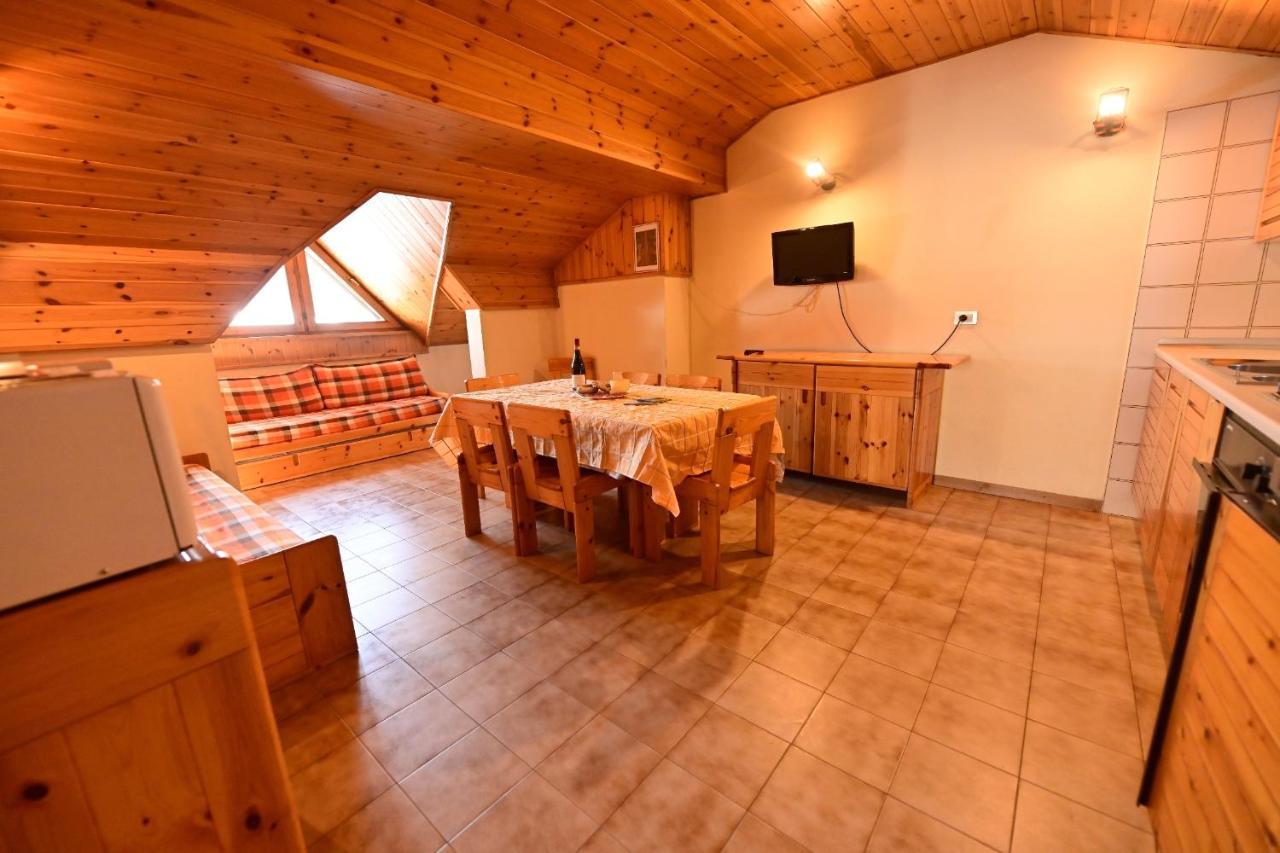 Pradelle Residence Raethia Tra Bormio E Livigno מראה חיצוני תמונה