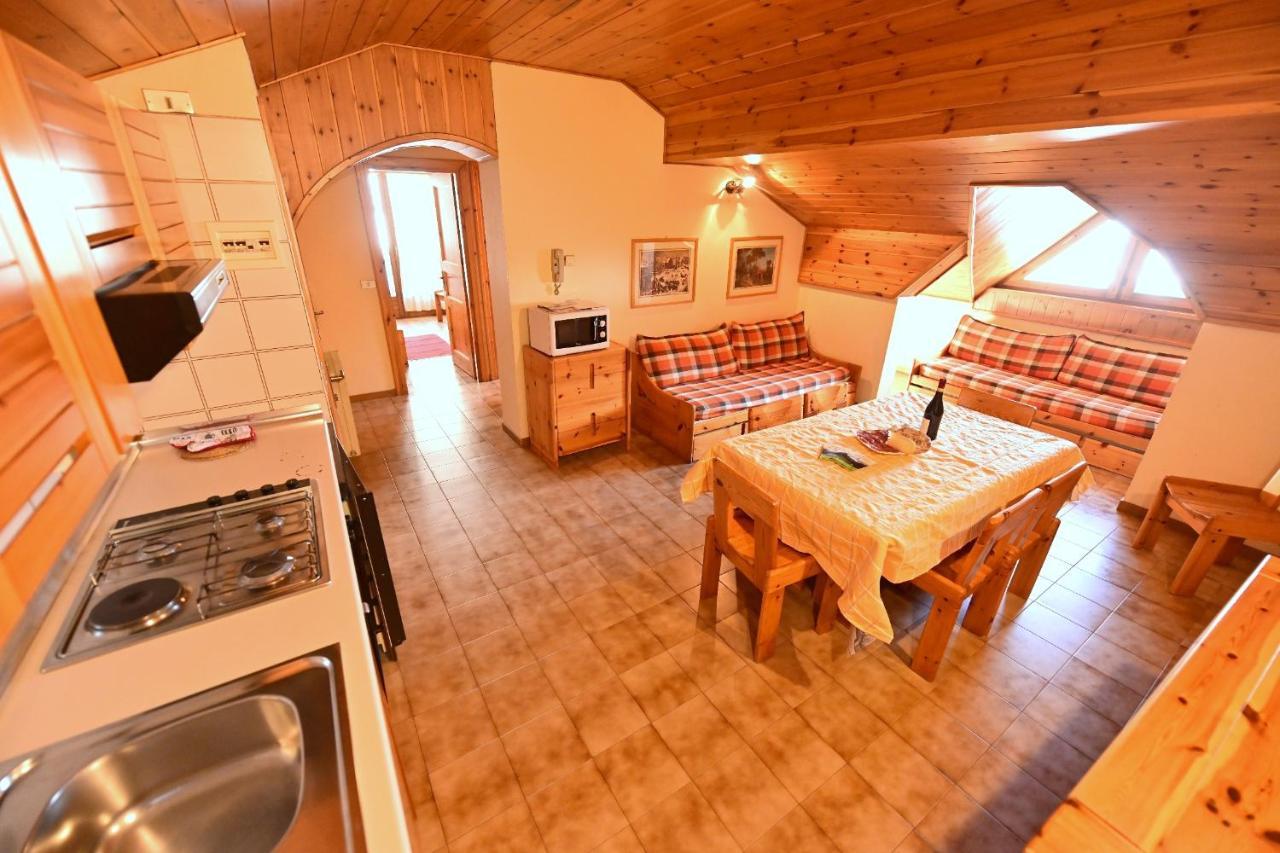 Pradelle Residence Raethia Tra Bormio E Livigno מראה חיצוני תמונה