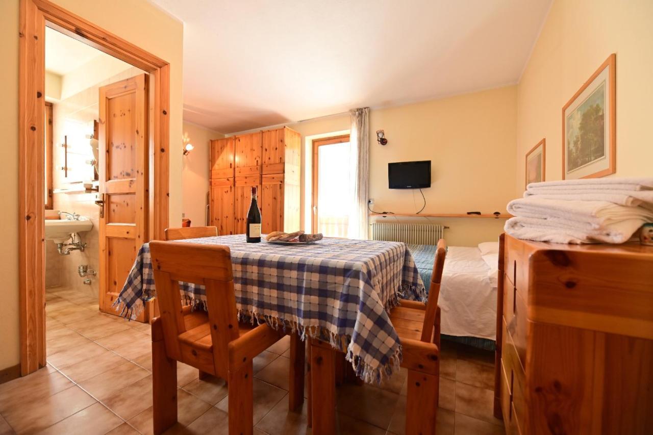 Pradelle Residence Raethia Tra Bormio E Livigno מראה חיצוני תמונה