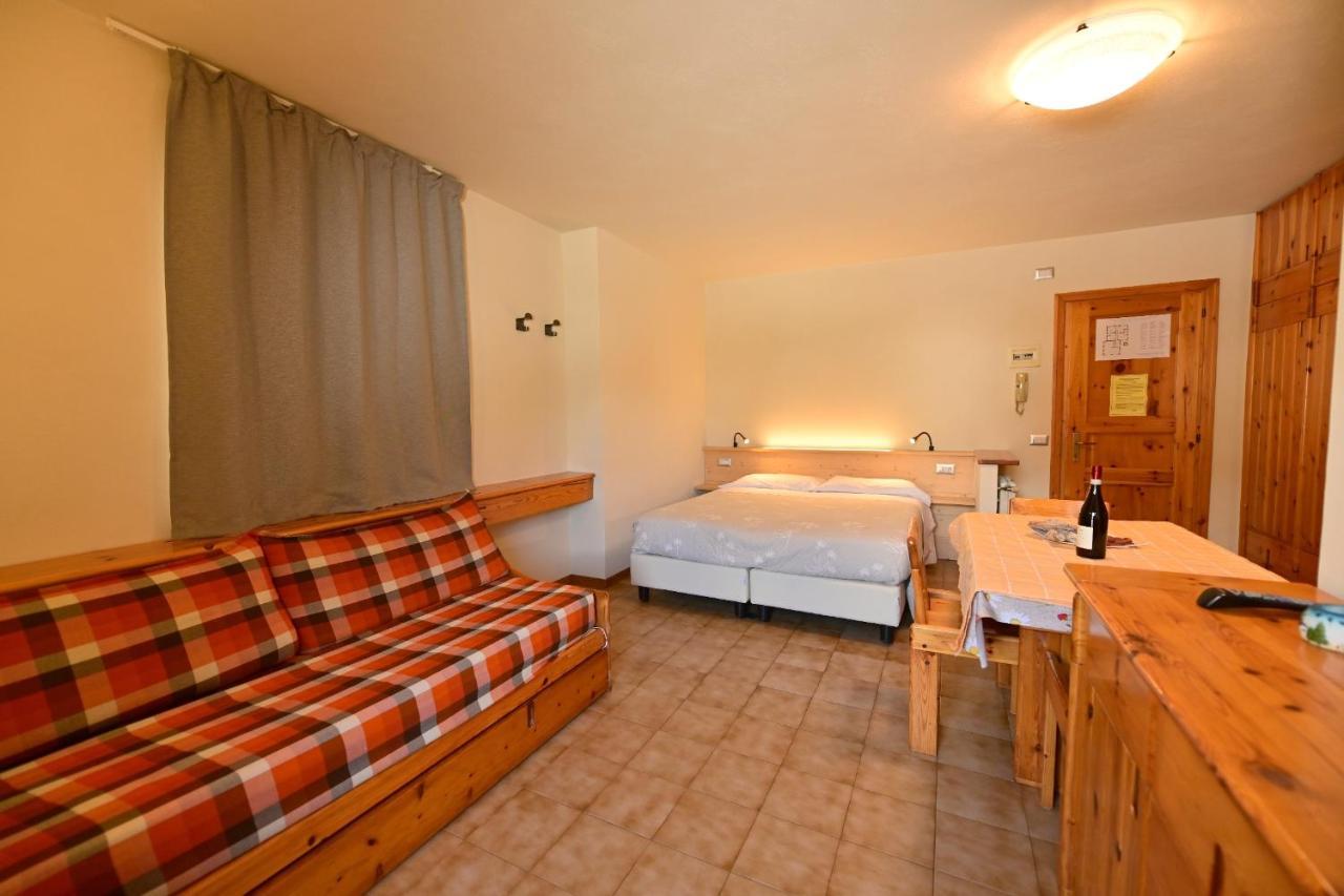 Pradelle Residence Raethia Tra Bormio E Livigno מראה חיצוני תמונה