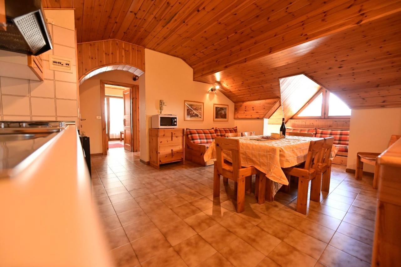 Pradelle Residence Raethia Tra Bormio E Livigno מראה חיצוני תמונה