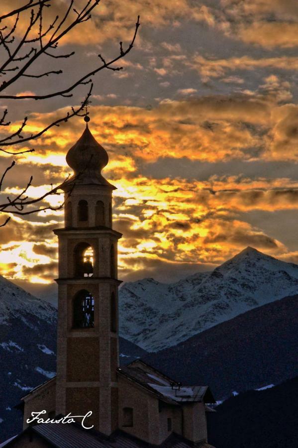 Pradelle Residence Raethia Tra Bormio E Livigno מראה חיצוני תמונה