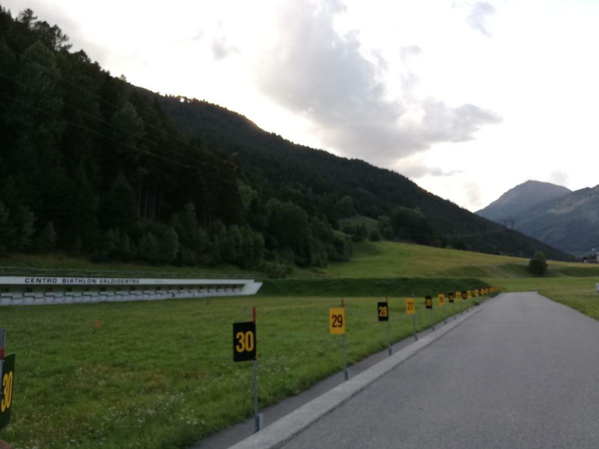 Pradelle Residence Raethia Tra Bormio E Livigno מראה חיצוני תמונה